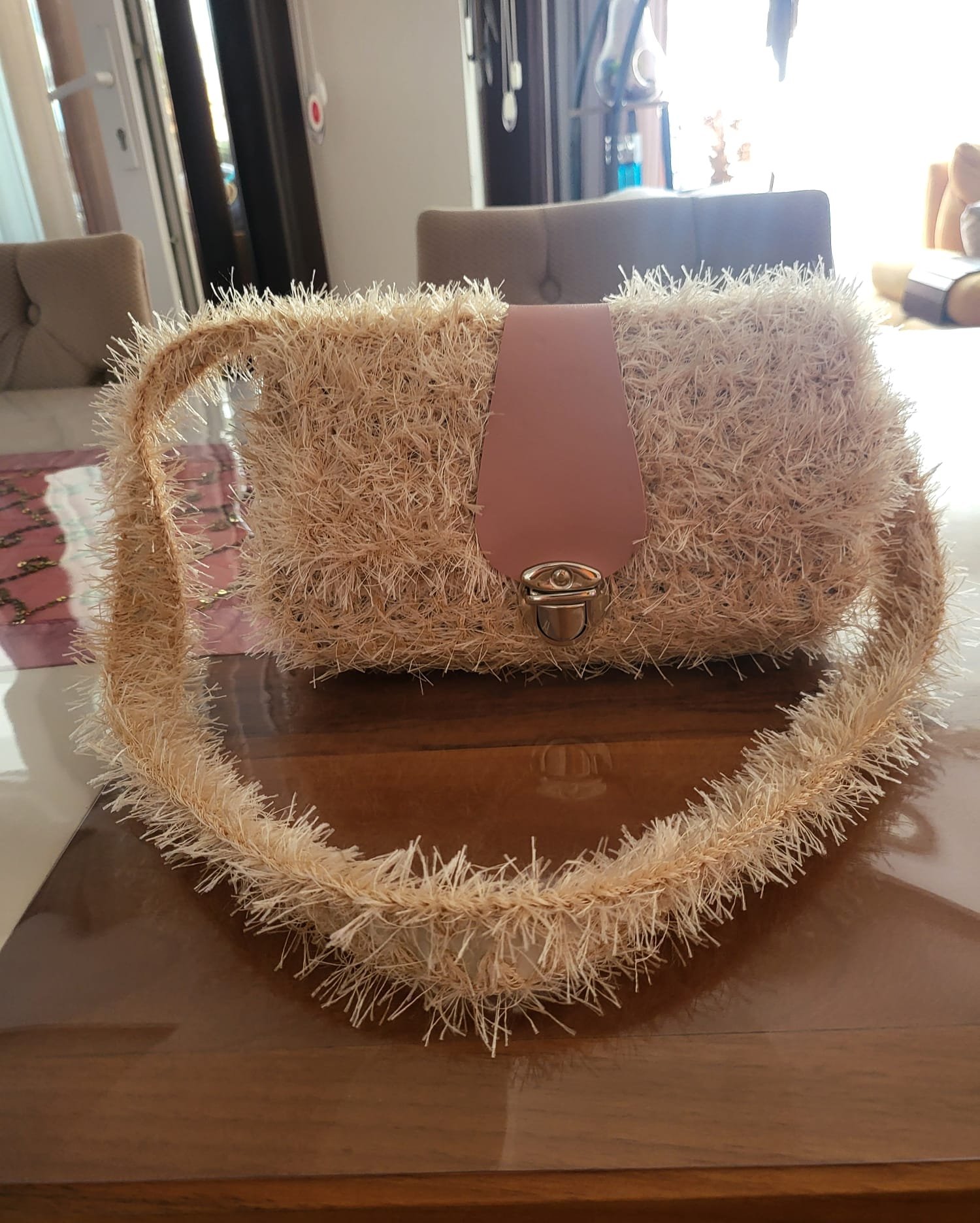 Elora Astarlı Peluş Çanta